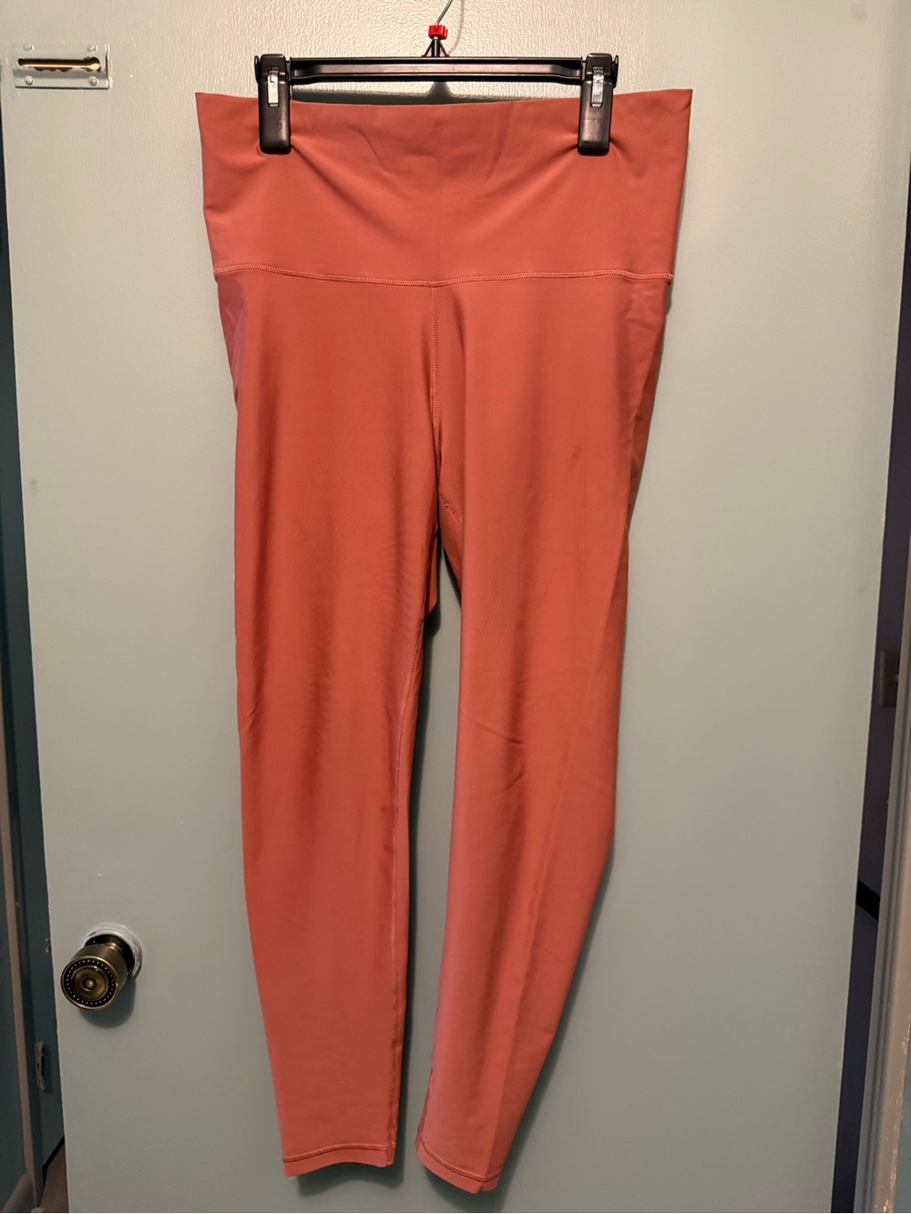 Old Navy Active Rust Coral Leggings